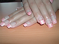 гель на типсах розовый френч